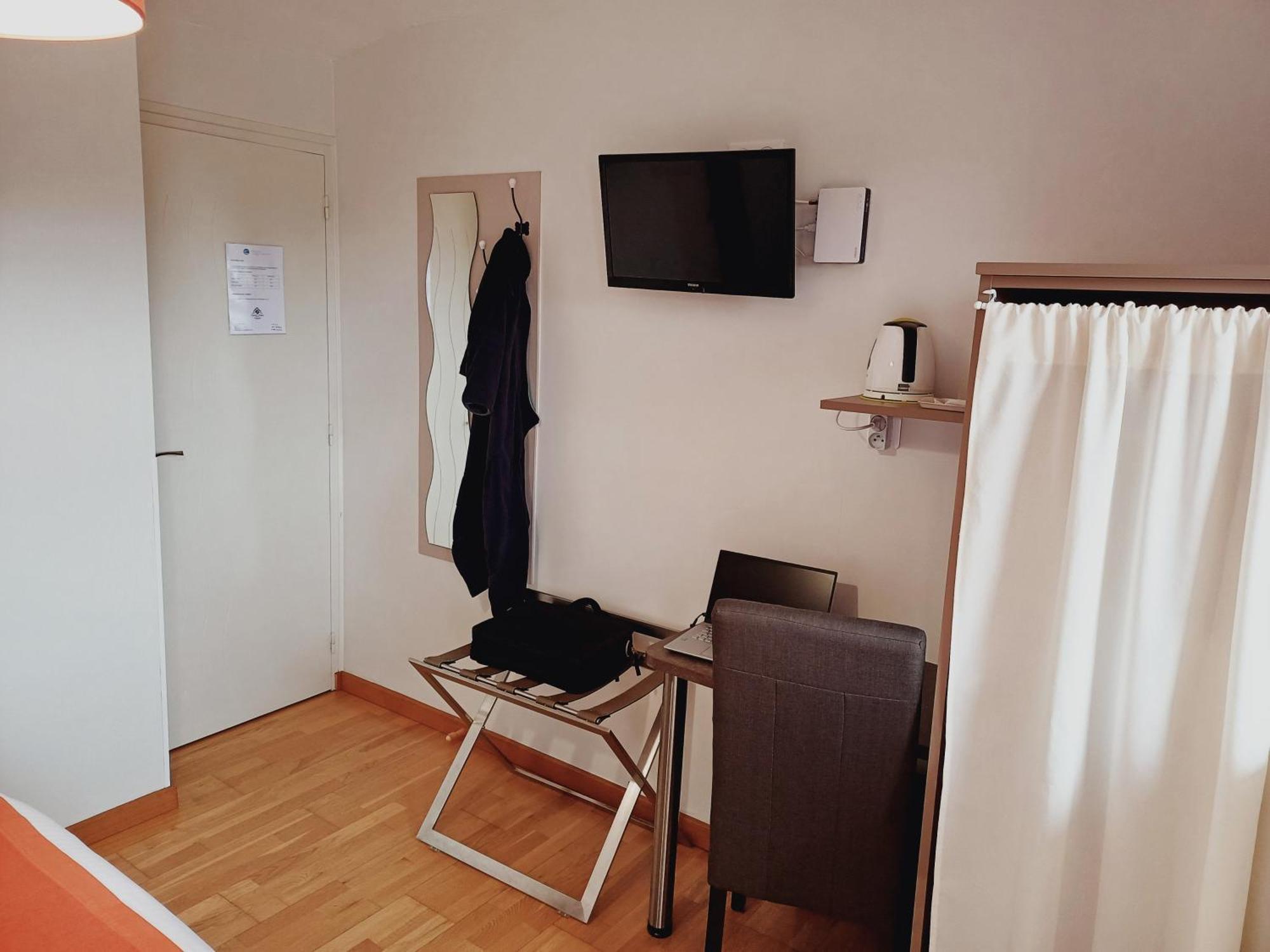 두아르느네 Les Terrasses Du Ris B&B 외부 사진